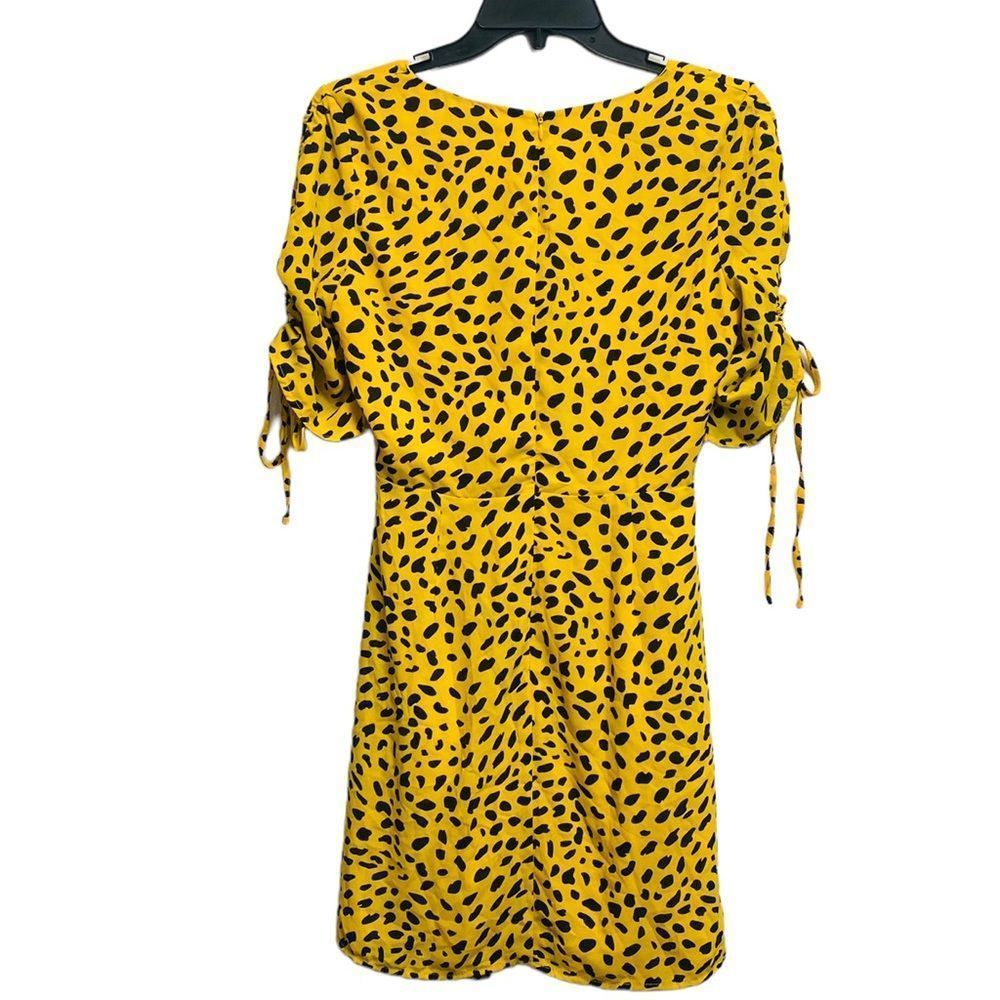 Signature 8 Forever 21 Animal Print Yellow Black Leopard Cut out Dress Med NWT - Picture 5 of 5
